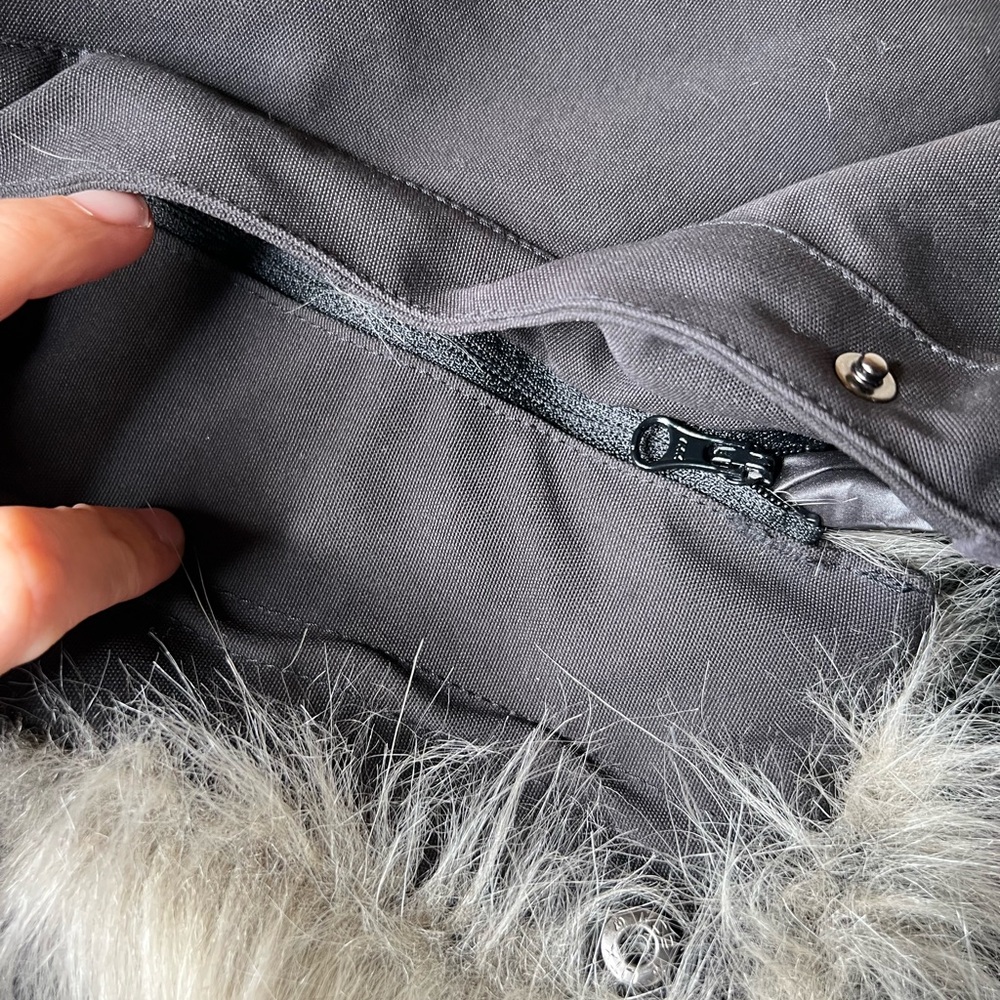 Women’s Helly Hansen Svalbard 2 Down Parka. Black… - image 3